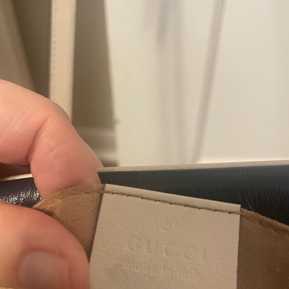 Navy Leather Gucci Crossbody - Picture 9 of 9